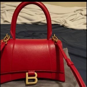 Balenciaga small hourglass ( SOLDOUT )